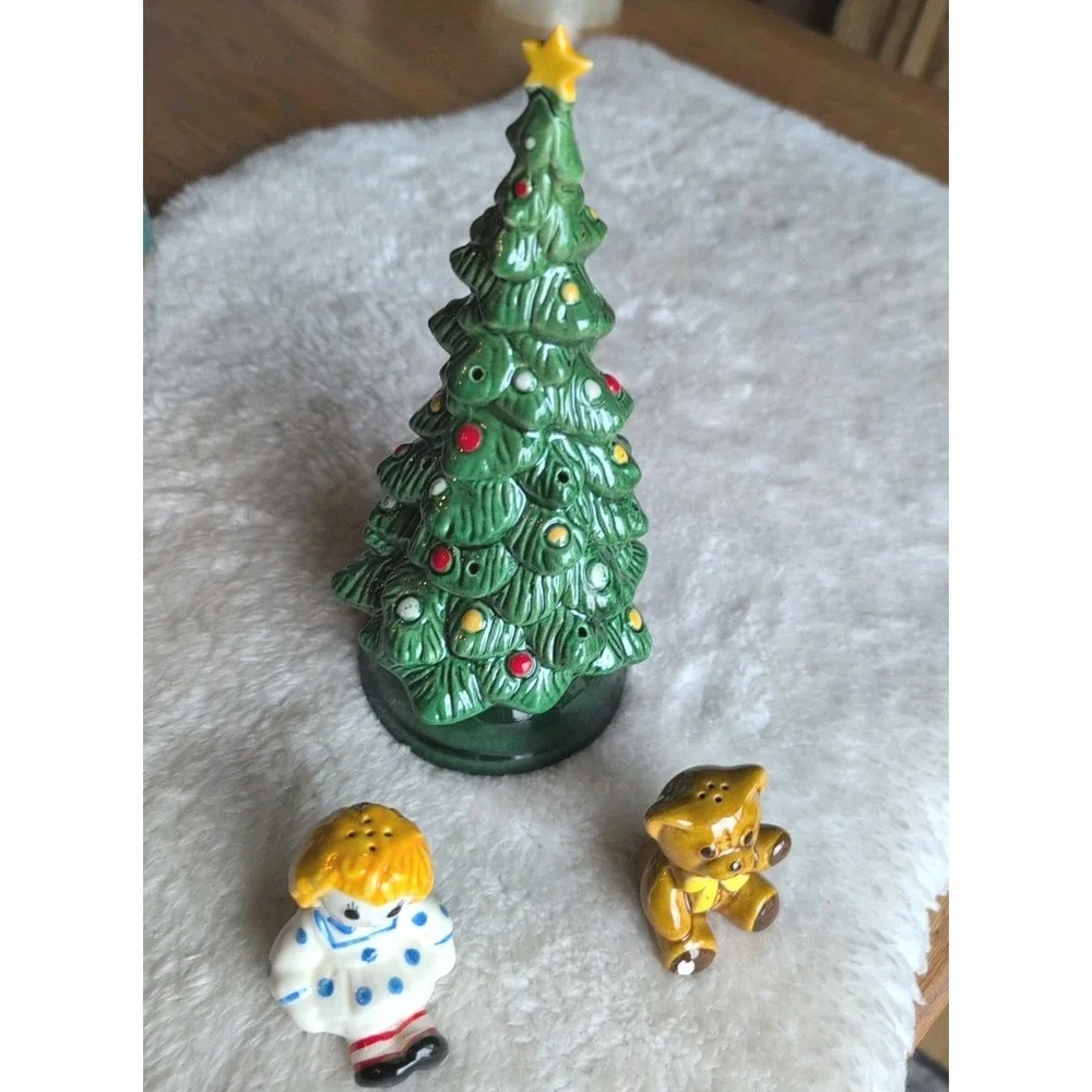 1970's Avon Merry Christmas Tree Hostess Set Ceramic Tree w Salt Pepper  Shakers